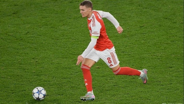 厄德高谈获荣誉，回应离队传闻：我们渴望一切胜利