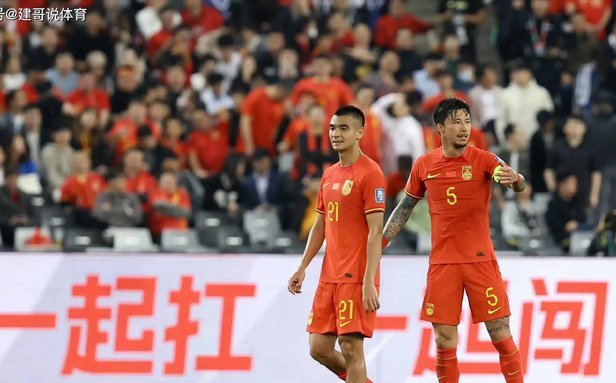官方：刘彬彬、李昂租借加盟武汉三镇