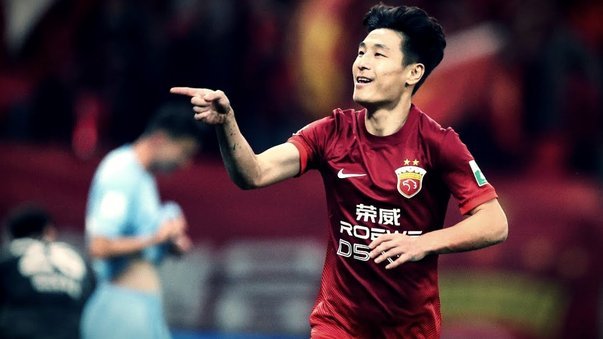 梅西单赛季总进球登顶，凯恩70球致敬穆勒