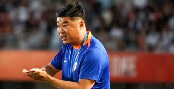 克雷桑当选中超五月最佳球员