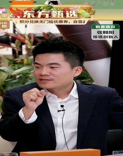 一个董吹天吹地吹身体，去看邝和老二等练出了个Jb的身体，纯粹就是耽误人