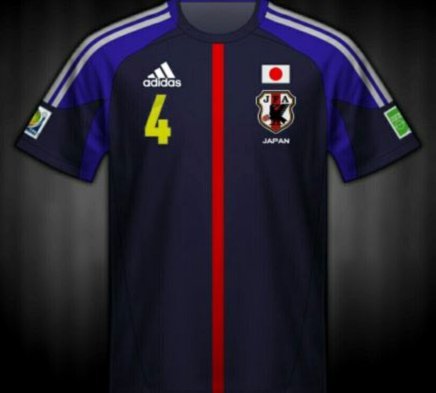 申花球迷穿日本球衣引争议